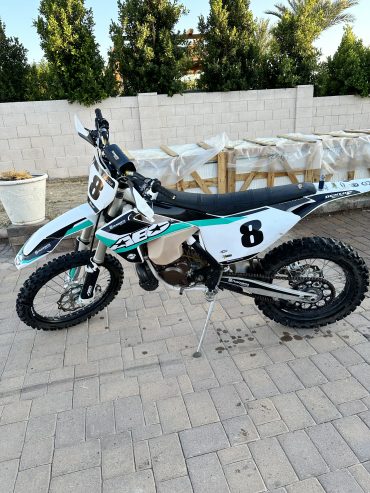 HUSQVARNA TX 300